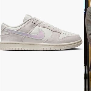 Nike dunks- cream low top sneakers